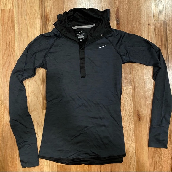 Nike Dri Fit Womens Gray Quarter Snap Up Running Hooded Jacket Long Sleeve, Sz S - Picture 2 of 3